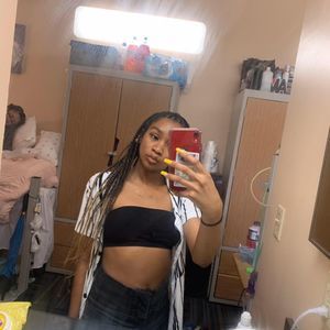 Meet your Posher, Brianna